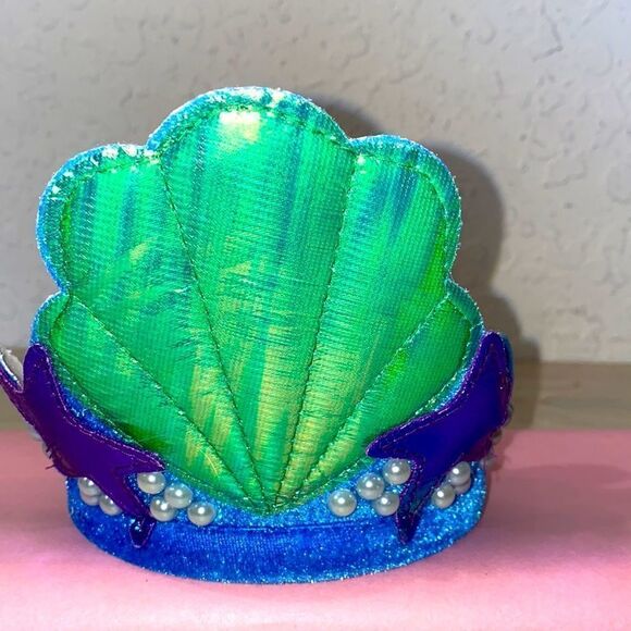 Mermaid Crown iridescent Shell Star And Pearl Design - Picture 2 of 9